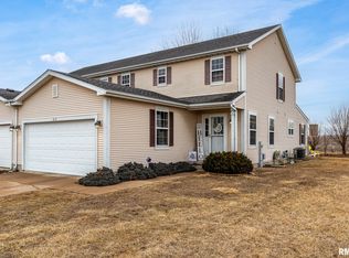 215 Misty Ln, Colona, IL 61241