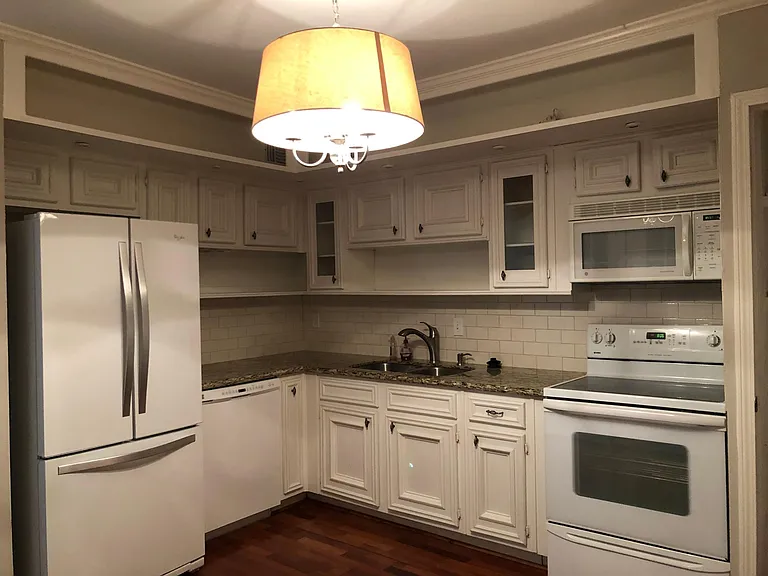 Kitchen area