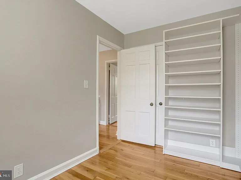3267 S Stafford St — Photo 7