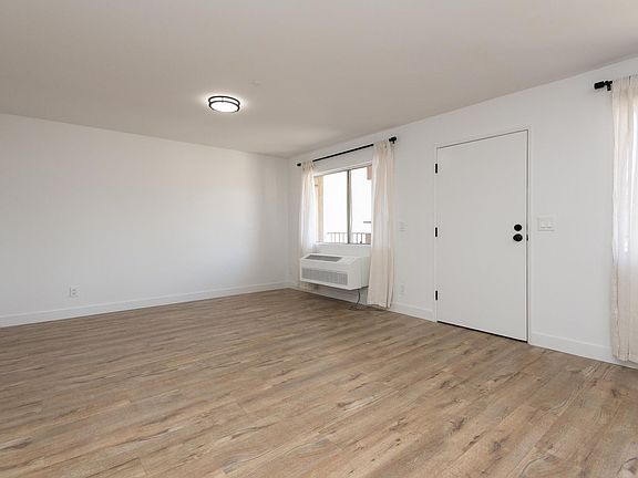 2nd image of 4316 Winchester Ave APT E