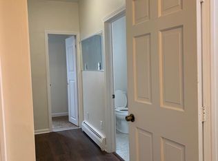 42 Vernon St, Gardner, MA 01440