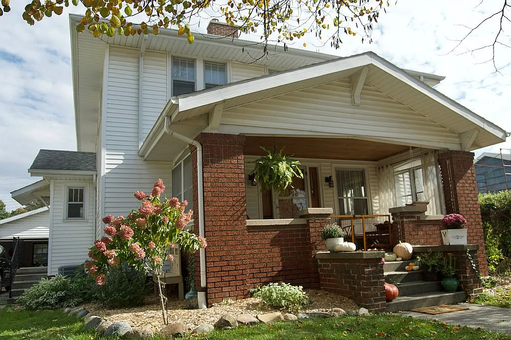 937 Jefferson Ave photo 1