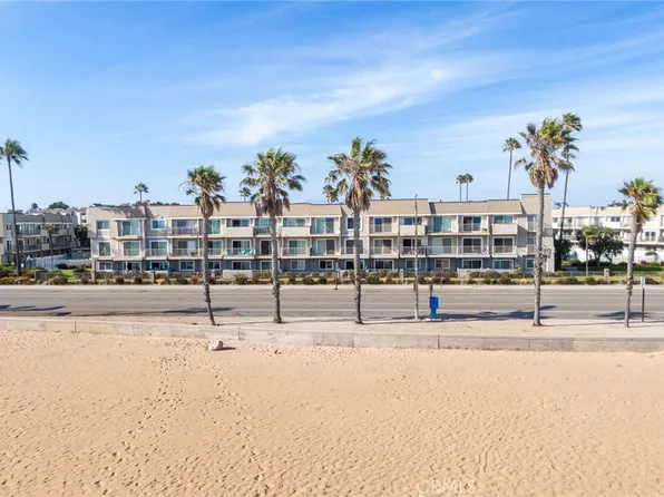 275 E Surfside Dr, Port Hueneme, CA 93041