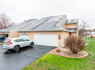 1018 Wheatstone Dr, Mishawaka, IN 46544