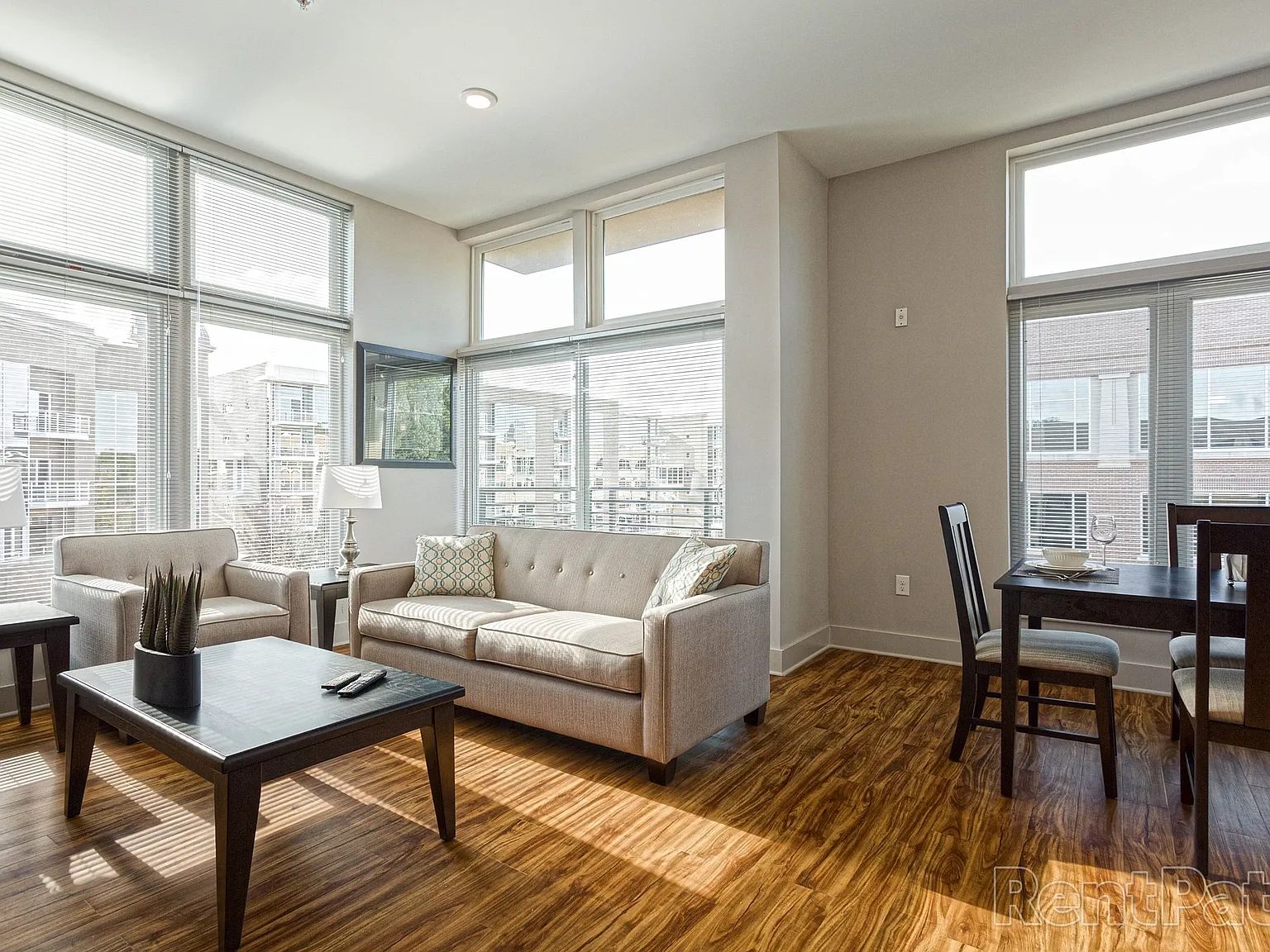 Environs Lofts at East 54 — Photo 4