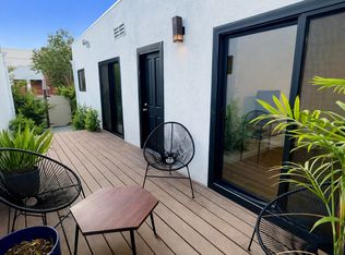 6621 Willoughby Ave, Los Angeles, CA 90038