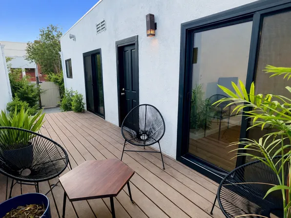 6621 Willoughby Ave, Los Angeles, CA 90038