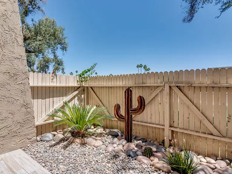 7625 E Camelback Rd #126B — Photo 27