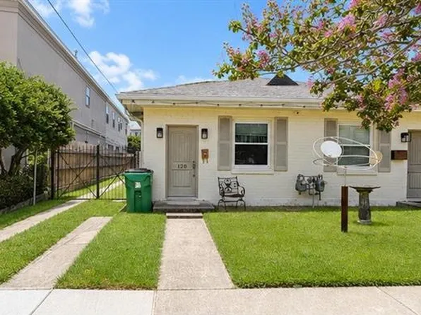 128 Metairie Ct, Metairie, LA 70001