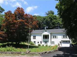 7 Dorset Rd, Mahopac, NY 10541