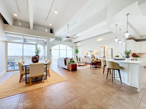 320 1ST Street N #810, Jacksonville Beach, FL 32250