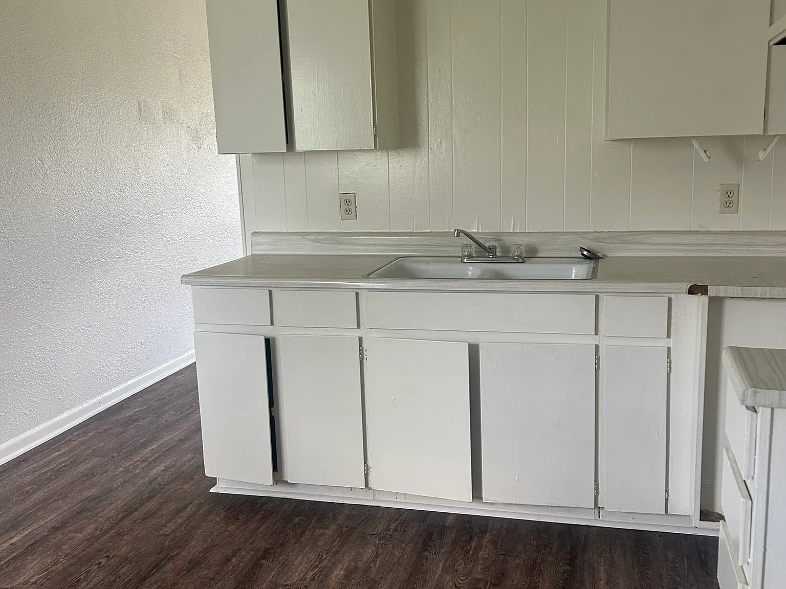 2 bed, 900 sqft, $895 — Photo 3