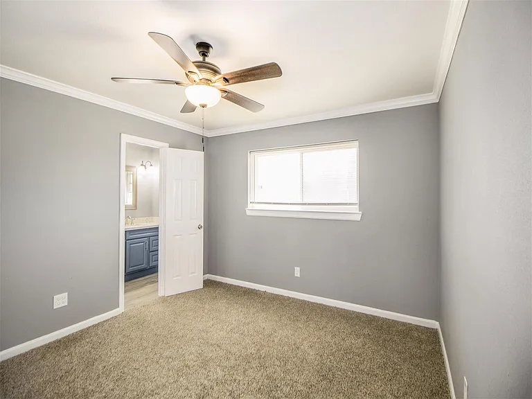 16271 Hamshire Rd — Photo 33