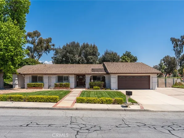 11870 Steeplechase Dr, Moreno Valley, CA 92555