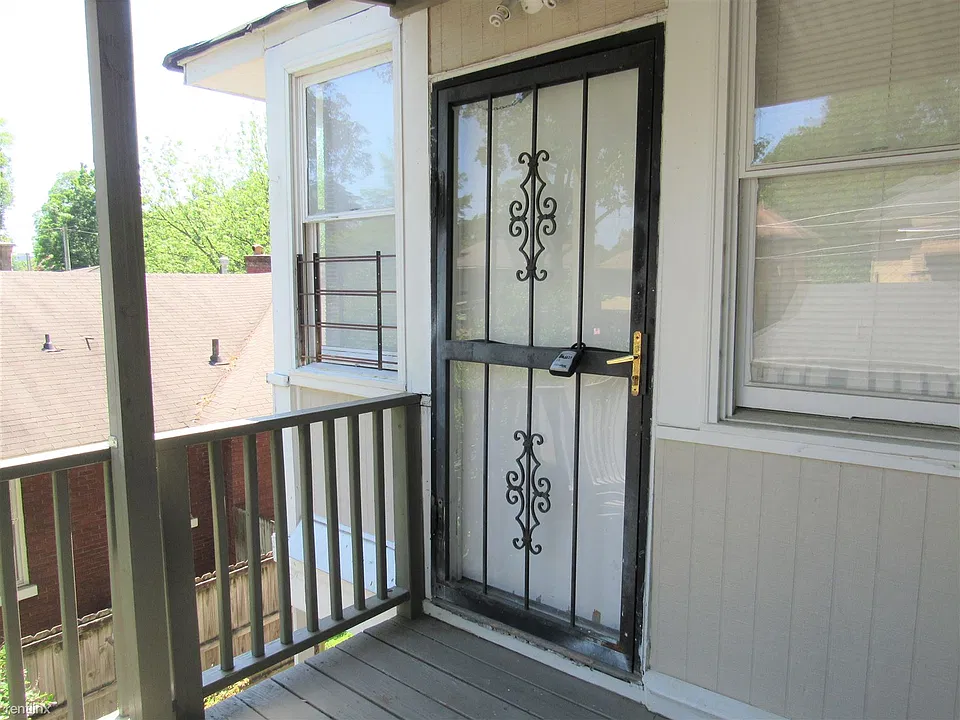 Back Exterior Entry