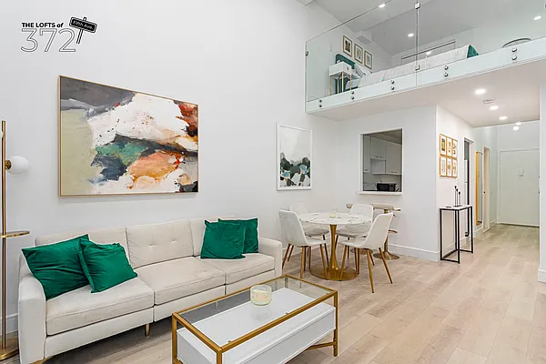 Rented by Compass | media 1