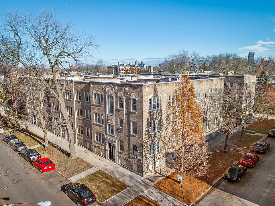 1916-34 W. Winona / 5103-15 N. Winchester