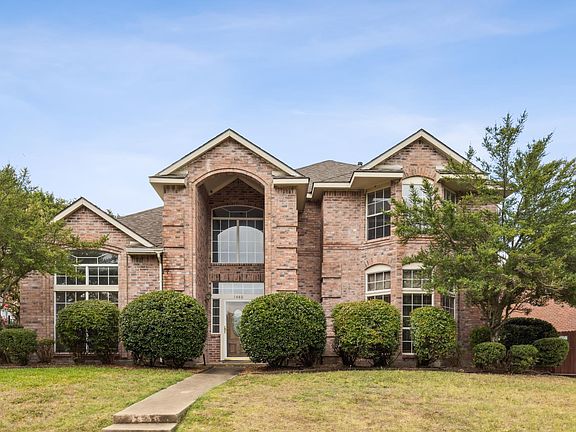 4th image of 1440 Greenfield Dr