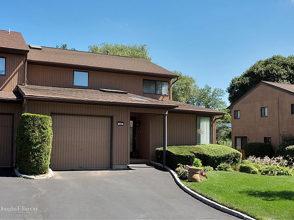 2nd image of 59 Northgate Cir