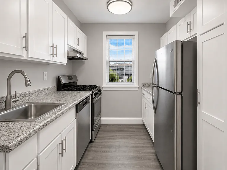 Whetstone Apartments — Photo 27