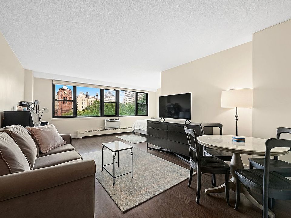 1st image of 230 E 15th St APT 7P