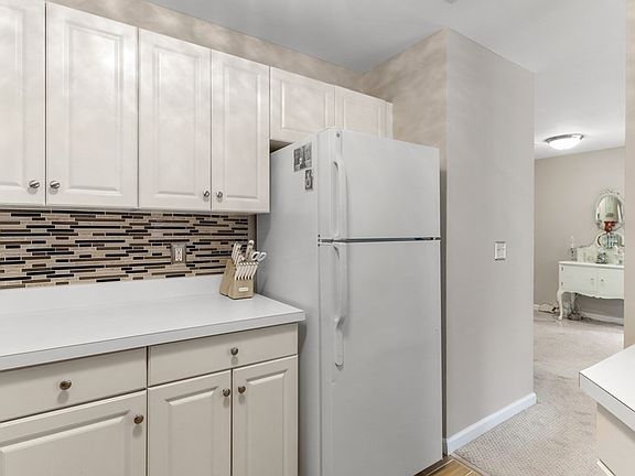 4th image of 1 Riverview Blvd APT 3-215