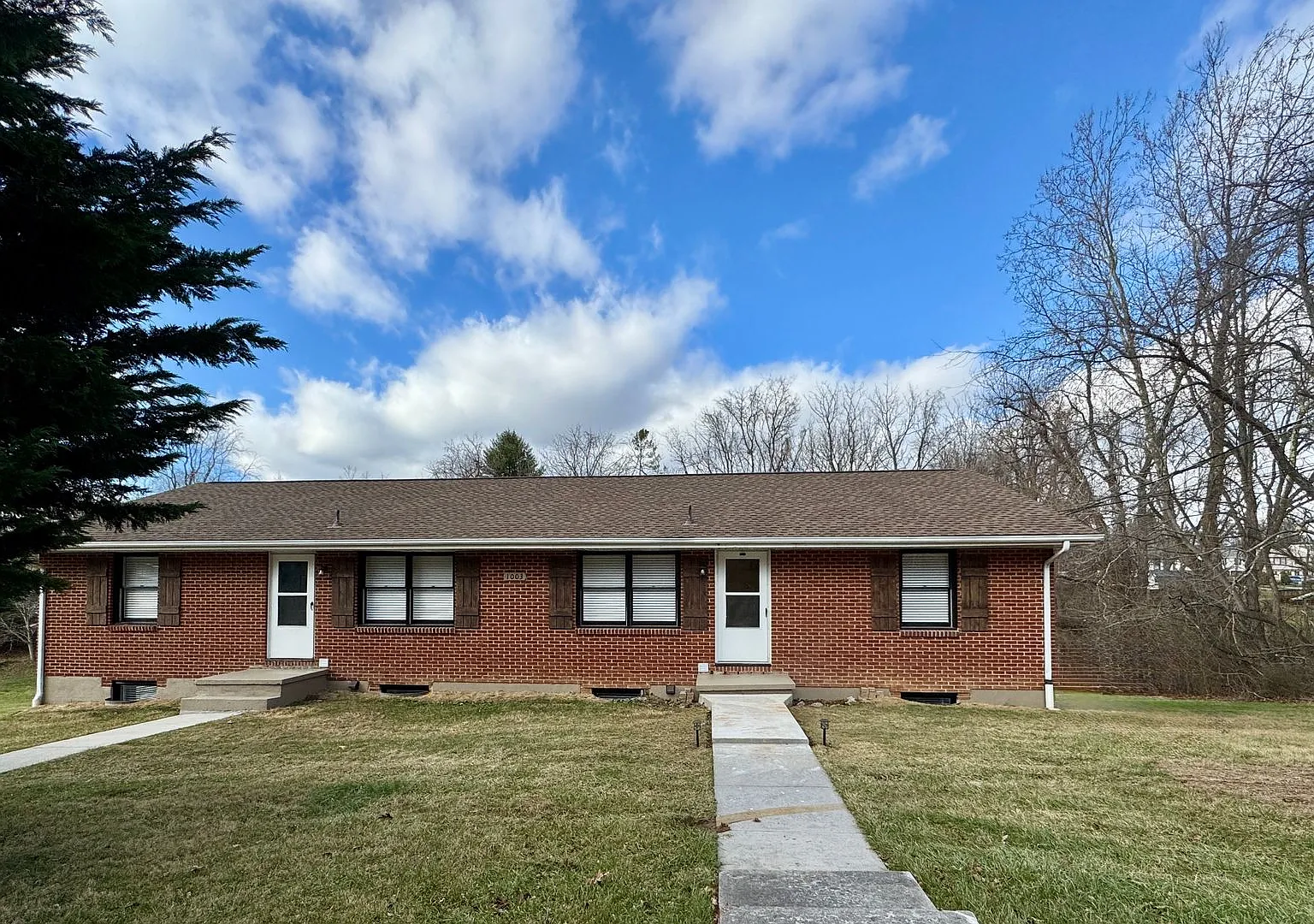 1003 Giles Unit D - Individiual — Photo 1