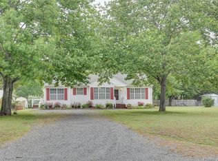 6805 Magnolia Dr, Gloucester, VA 23061