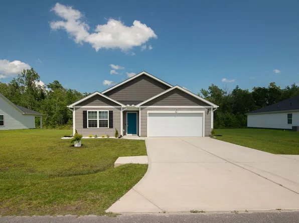 419 Turp Landing Ln, Jacksonville, NC 28546