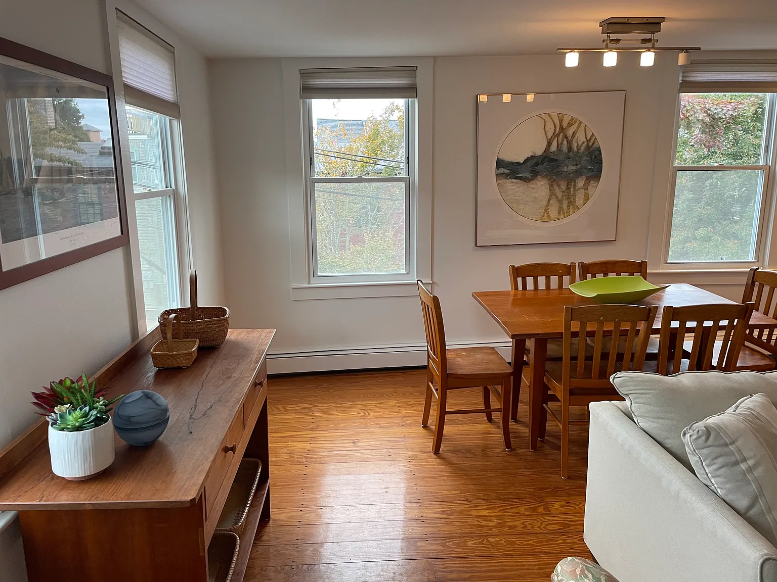 2 bed, 1350 sqft, $2,200 — Photo 4