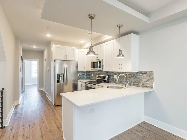 1906 E York St #1A — Photo 2