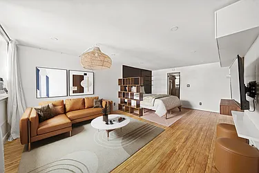 4424 Kings Highway, #1