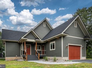 2485 Peach Grv, Louisa, VA 23093