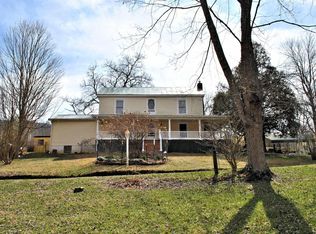 429 Albert Meredith Ln, Newport, VA 24128