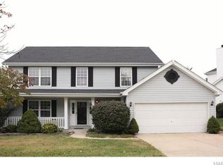 562 Wyatt Dr, Saint Peters, MO 63376