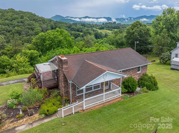 644 N Canton Rd, Canton, NC 28716