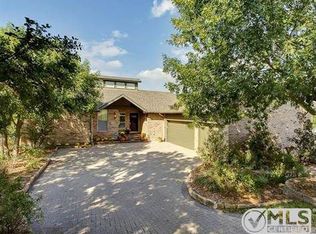 239 Oak Hill Dr, Trophy Club, TX 76262
