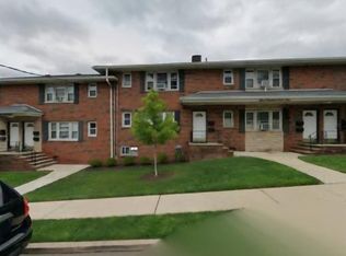 345 7th St APT 10, Palisades Park, NJ 07650