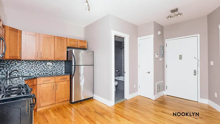 Rented by Nooklyn NYC LLC | media 11