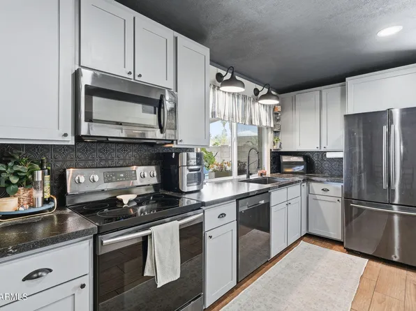 7701 N 108TH Drive, Glendale, AZ 85307