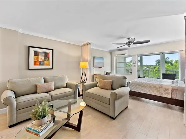 1 Bluebill AVE #405, NAPLES, FL 34108