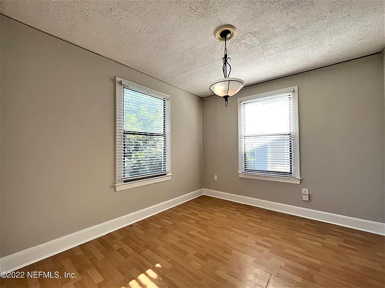 5324 Fremont St — Photo 11