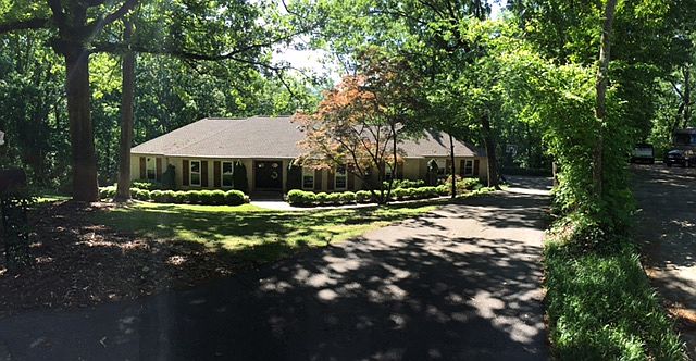 Great Estate Lot!
