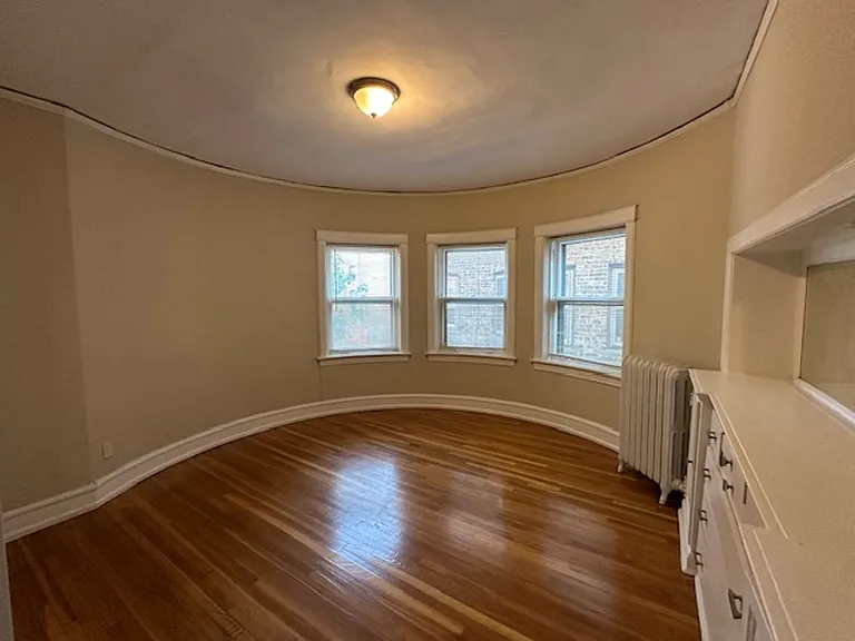 Bright, Spacious 3BR in Prime Upper East Side — Photo 15