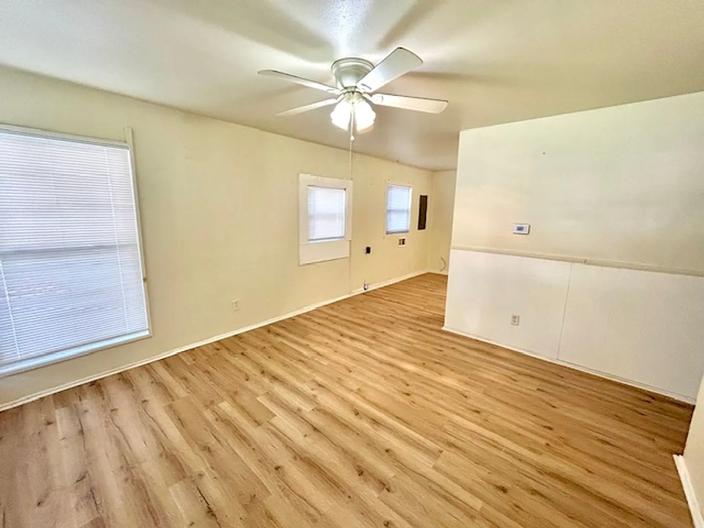 2433 Shepard Cozy & Updated 3 Bed / 1 Bath Home | — Photo 4