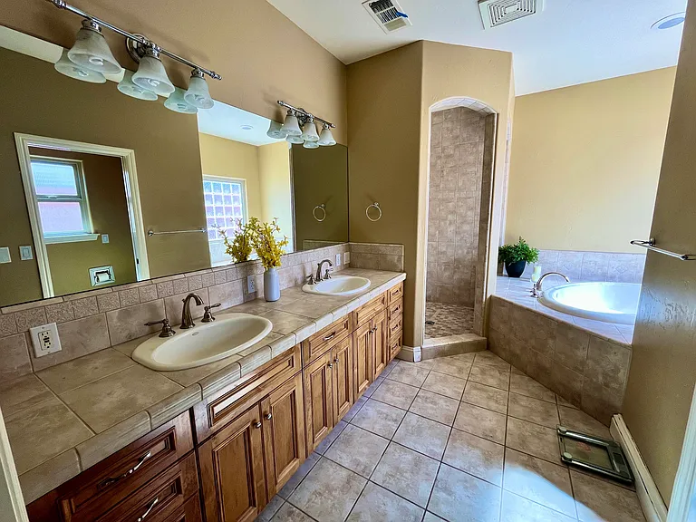 4709 W Harold Ave — Photo 10