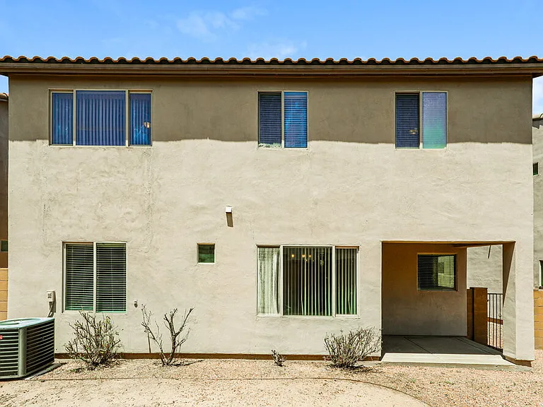 120 E Calle Del Rondador — Photo 17