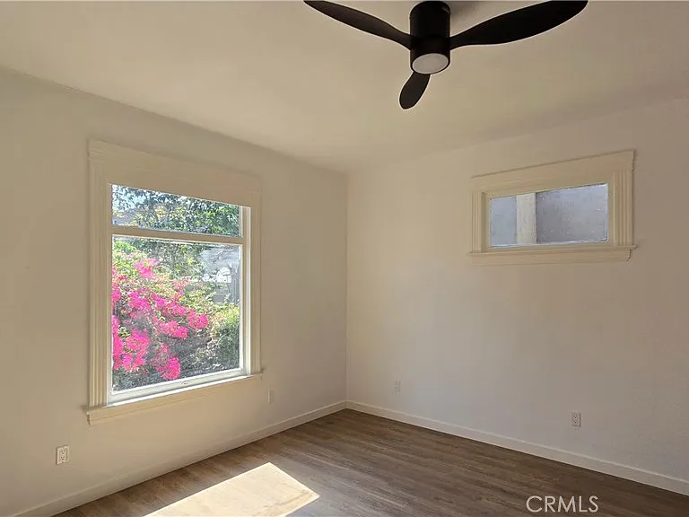 975 N Park Cir #A — Photo 6