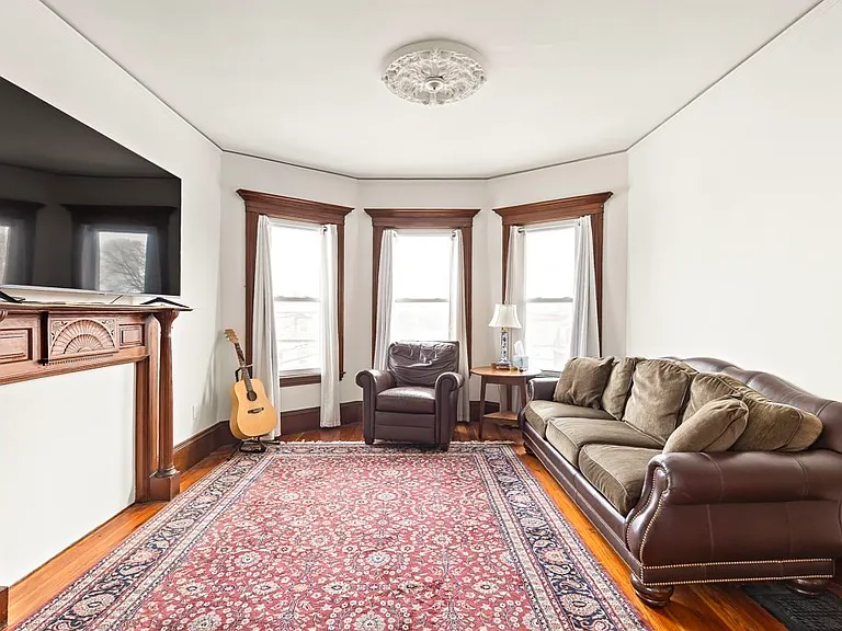 55 Main St #- — Photo 8