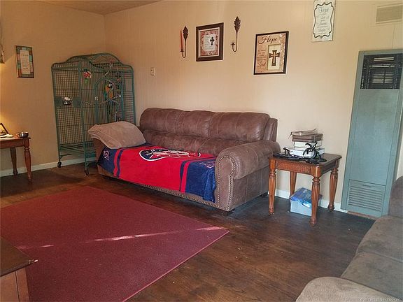 3rd image of 107 E Blair Ave